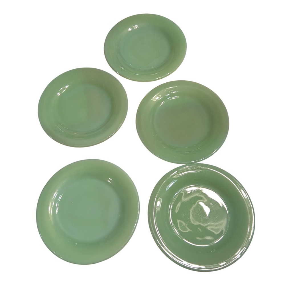 Anchor Hocking Fire-King Bread Plates 6.75" Jadeite Green Milk Glass Set of 5